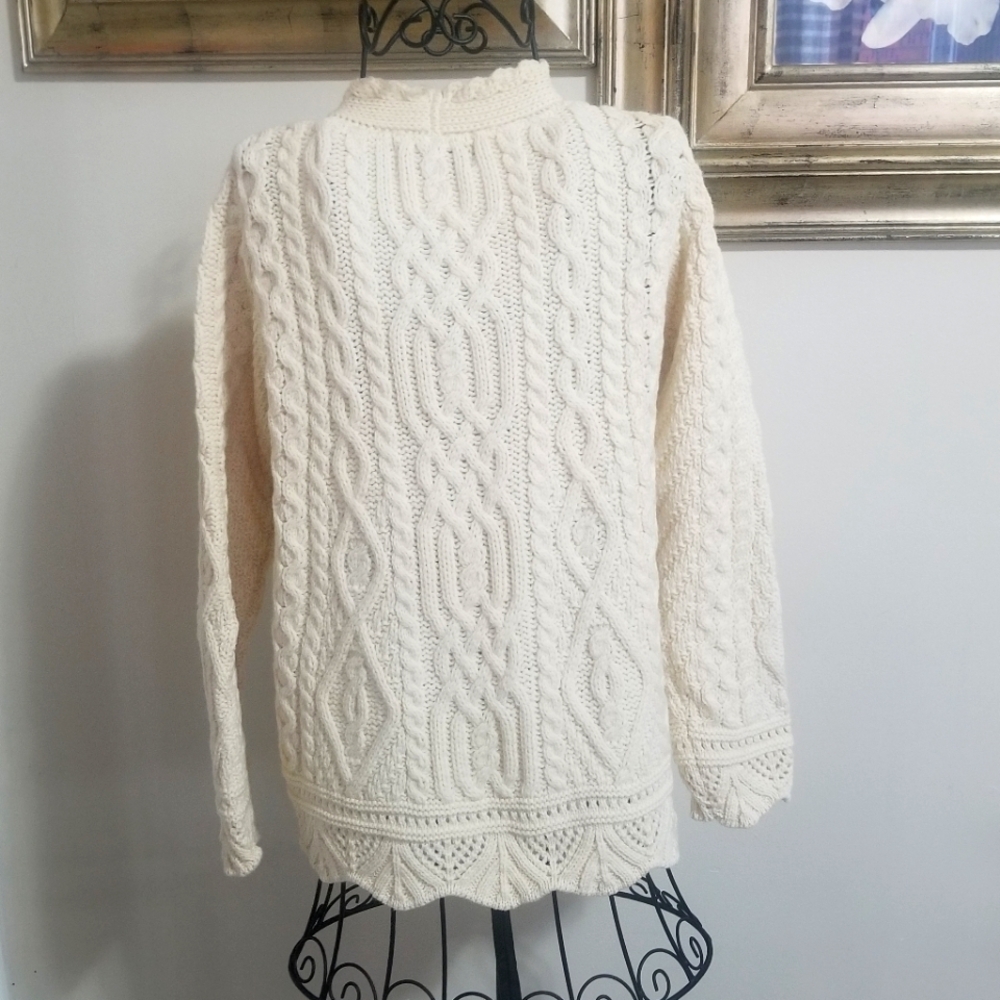 🆕️ Aran Crafts Cream Button-Up Cardigan 100% Merino Wool. Size: Small. - Picture 2 of 7
